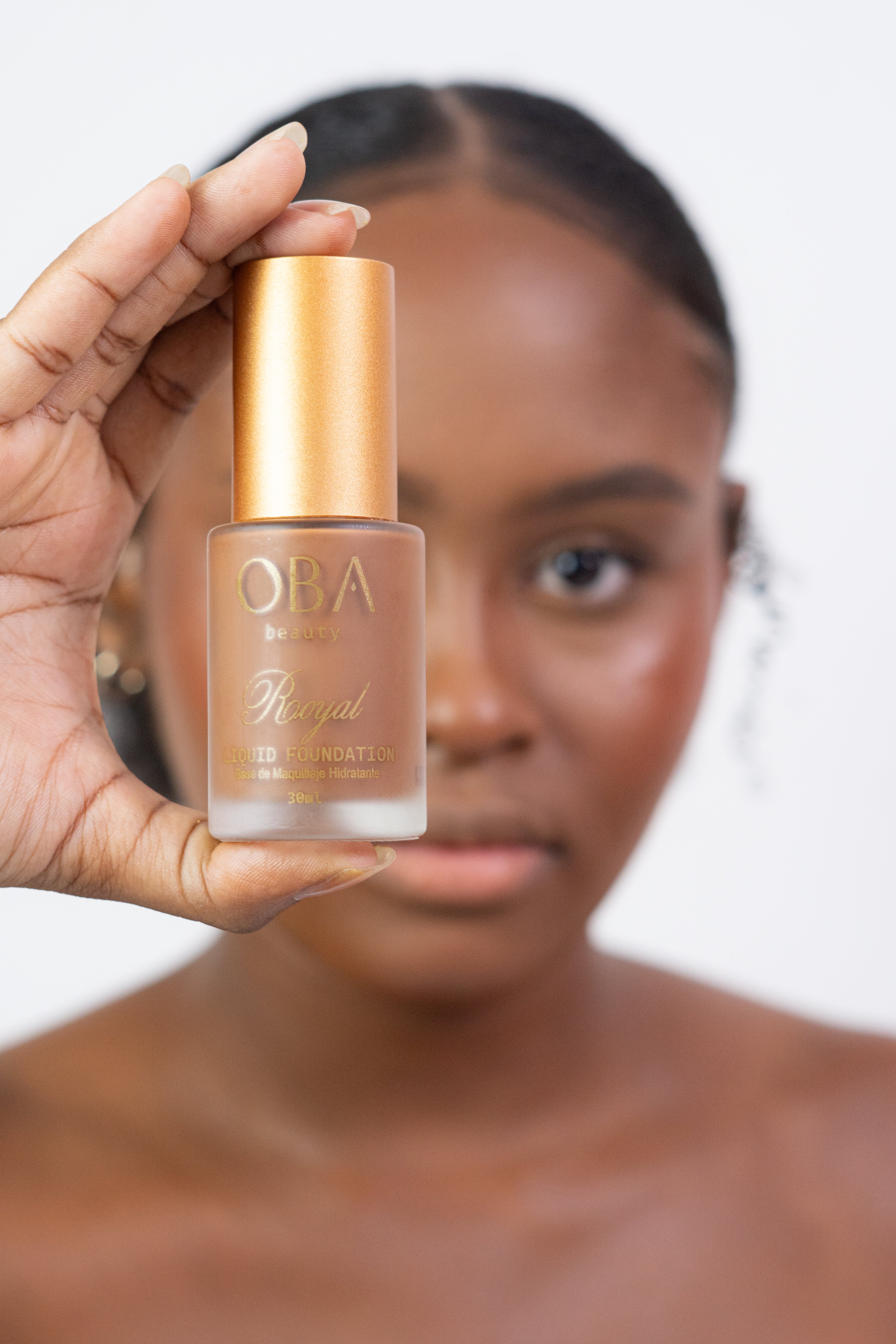 ROYAL LIQUID FOUNDATION                               -   RAÍCES